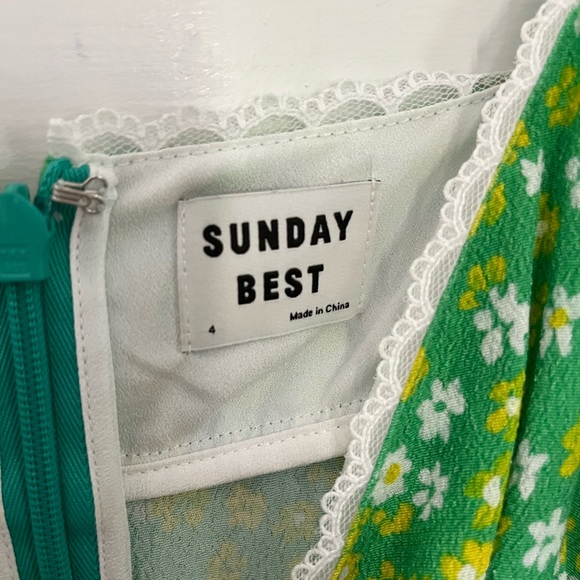 Aritzia Sunday Best Noah Dress - Picture 5 of 6